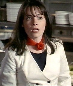 862_751258491_holly_marie_combs_____3_H172014_L[1].jpg